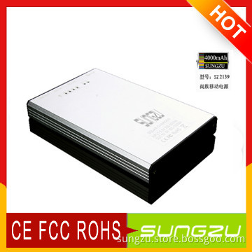 4000MAH Big Capacity High Quality Solar Battery Universal Charger